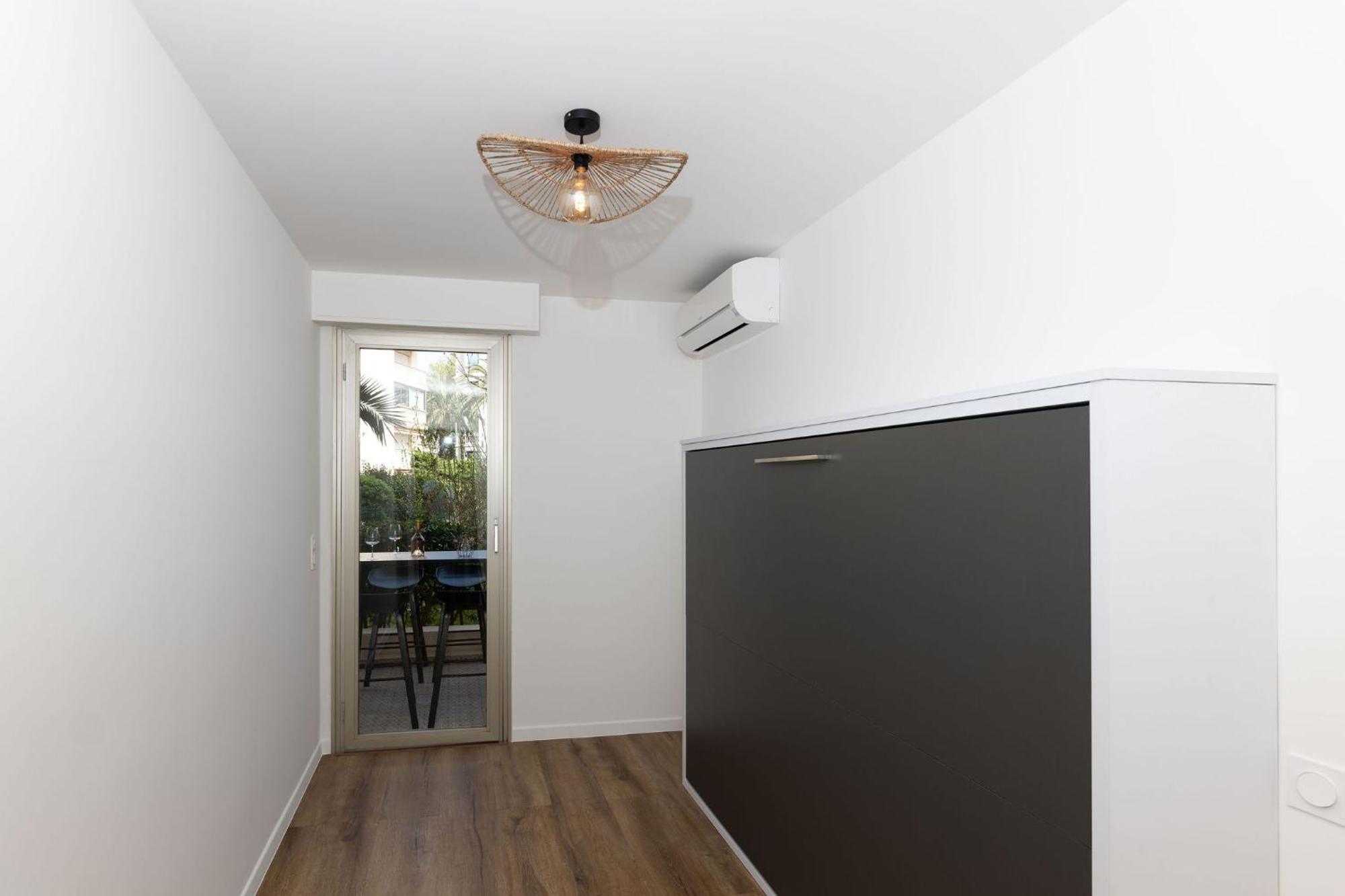 Somptueux Appartement 20M Plages Avec Vue Mer Antibes Exteriér fotografie